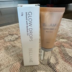 New in box, Bellamy glow drops in Rose Gold